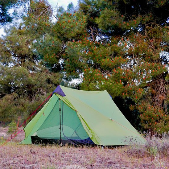 Tente camping face